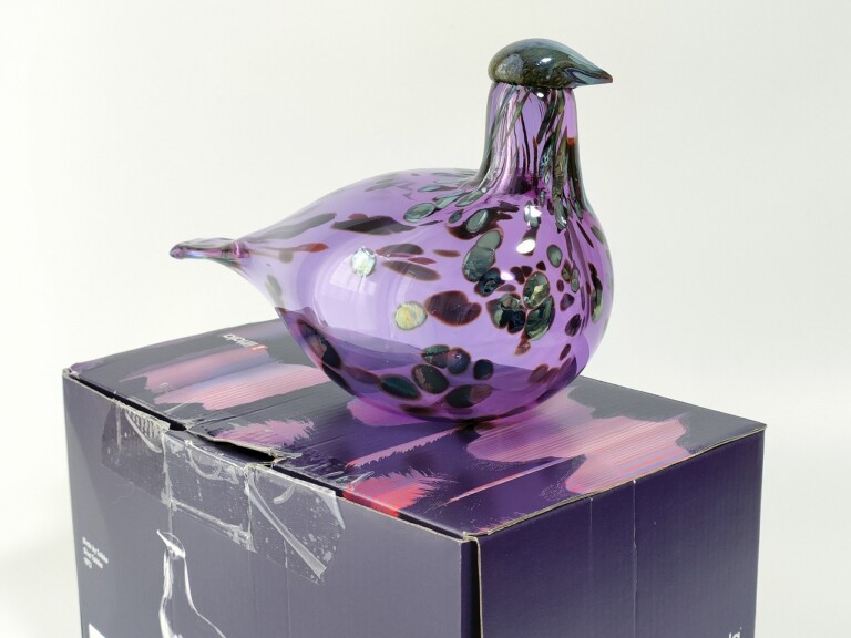 まさかの、再入荷しましたっ！2021年限定　Iittala　Birds by Toikka Amethyst Limited 1,000!!