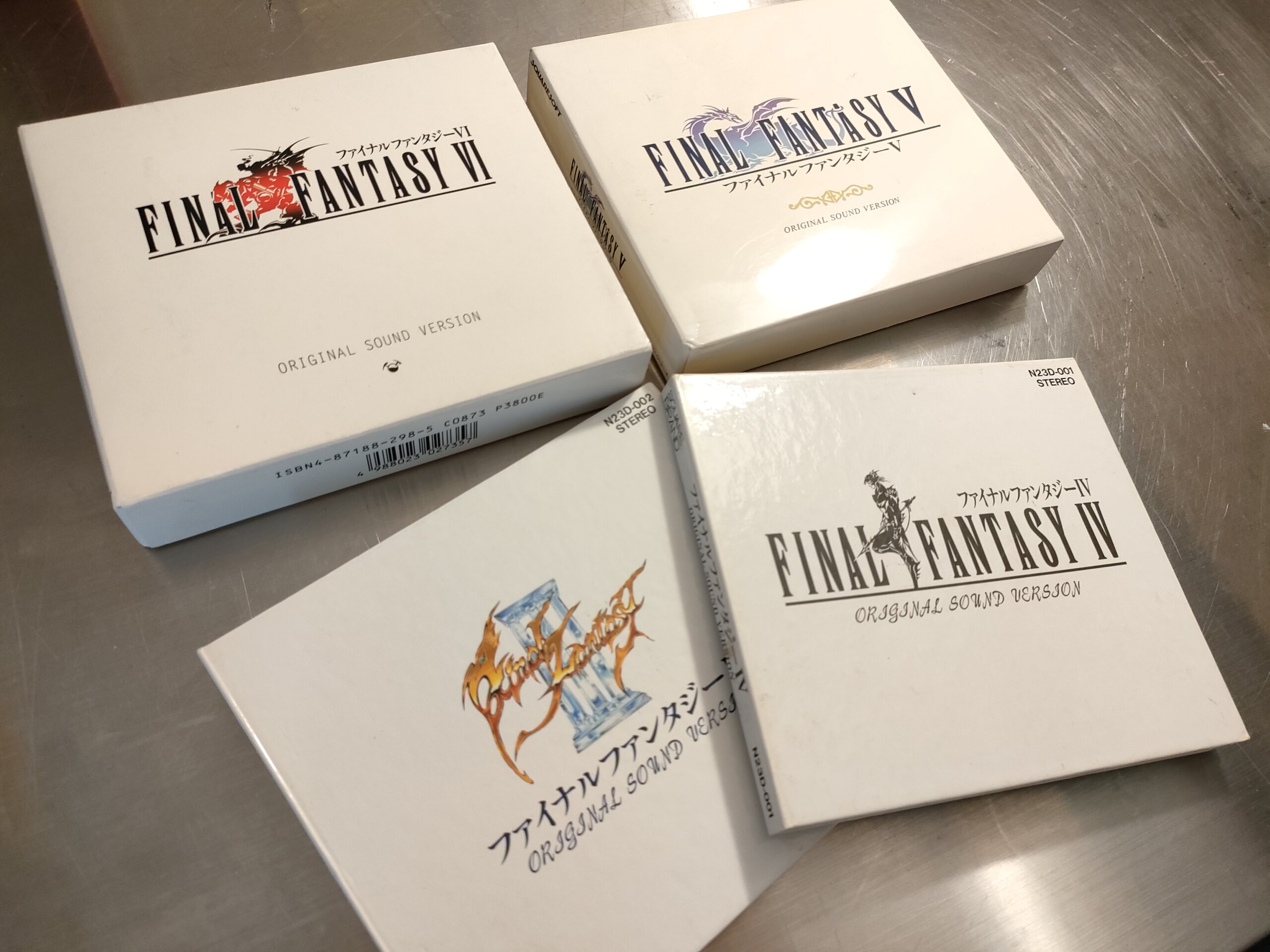 FINAL FANTASY ORIGINAL SOUND VERSION CD　Ⅲ・Ⅳ・Ⅴ・Ⅵ　4点同時に買取入荷しました！