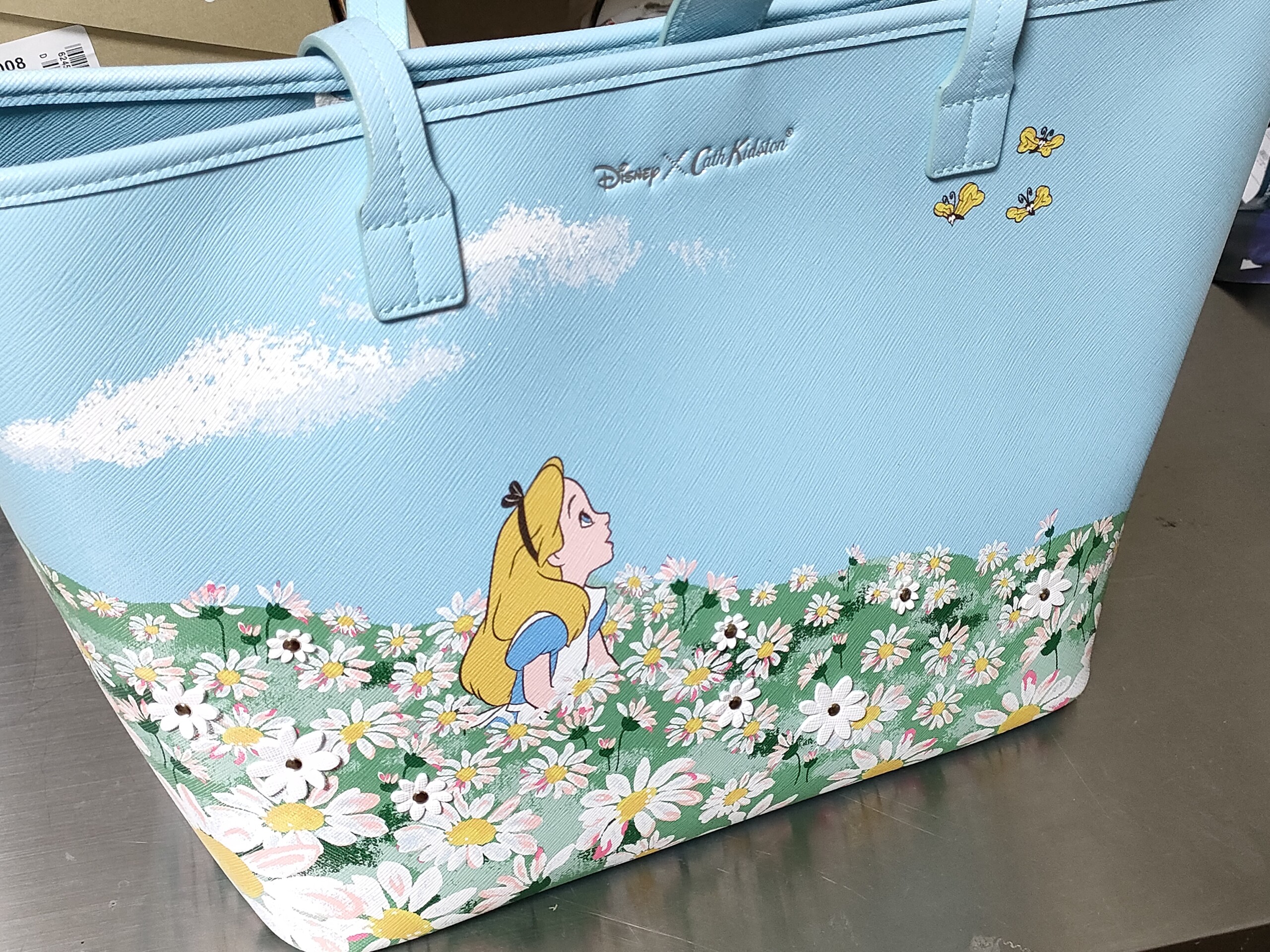 Cath Kidston(キャスキッドソン)×Disney Alice in Wonderland トートバッグ入荷しましたー!!