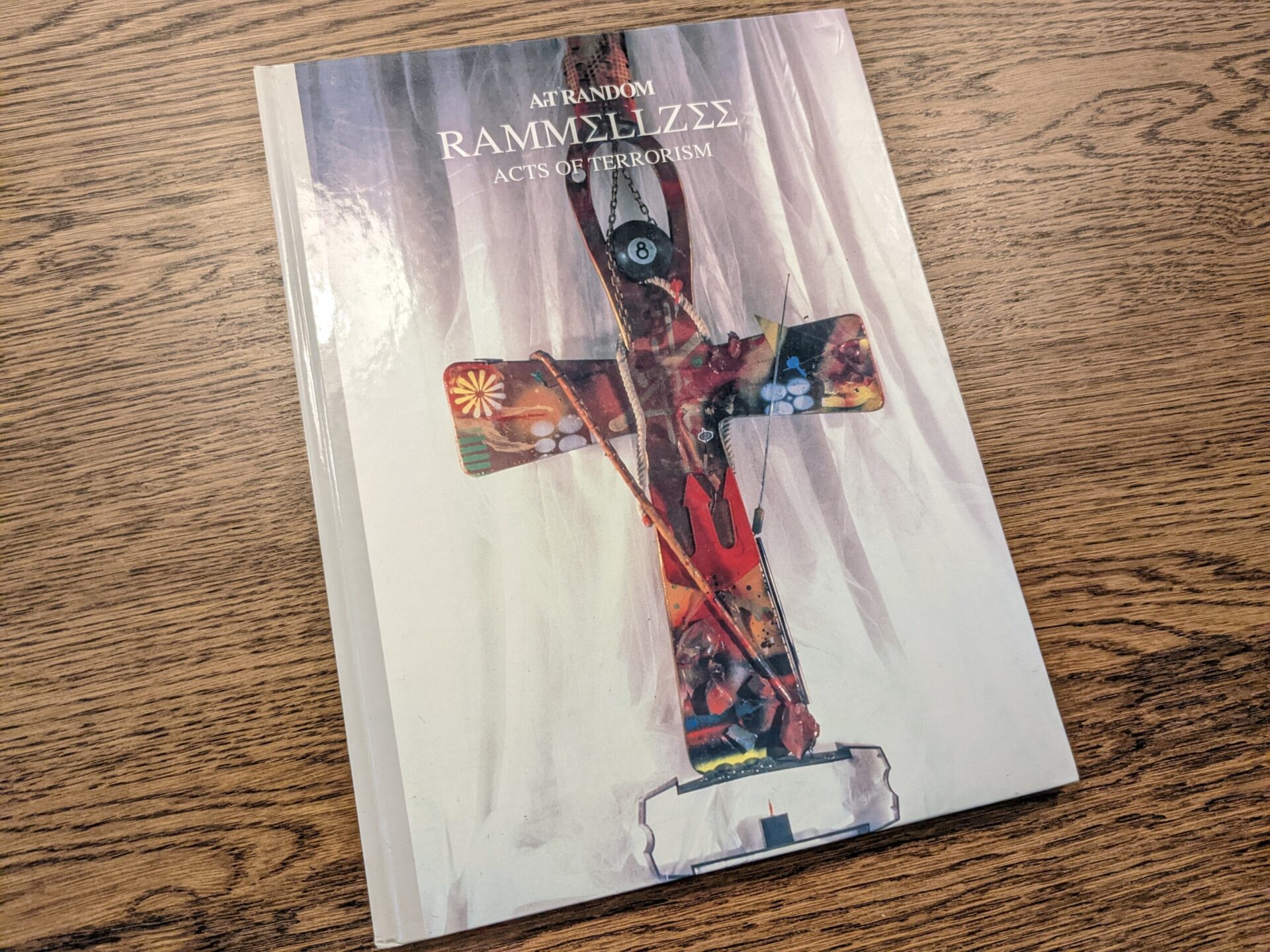 ArT RANDOM RAMMELLZEE ACTS OF TERRORISM ラメルズィの貴重な本、他多数買取入荷しました!