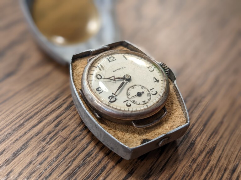 戦時中の日本軍腕時計　買取入荷しました！