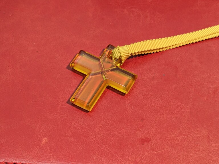 Baccarat　バカラ　クリスタルクロスネックレス　買取入荷しました！