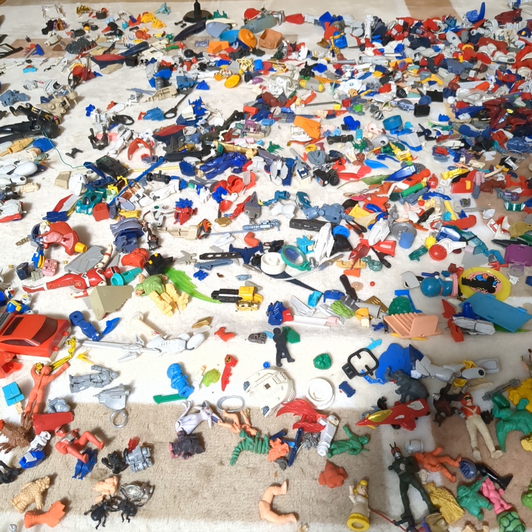 レトロなおもちゃ大量入荷しました！