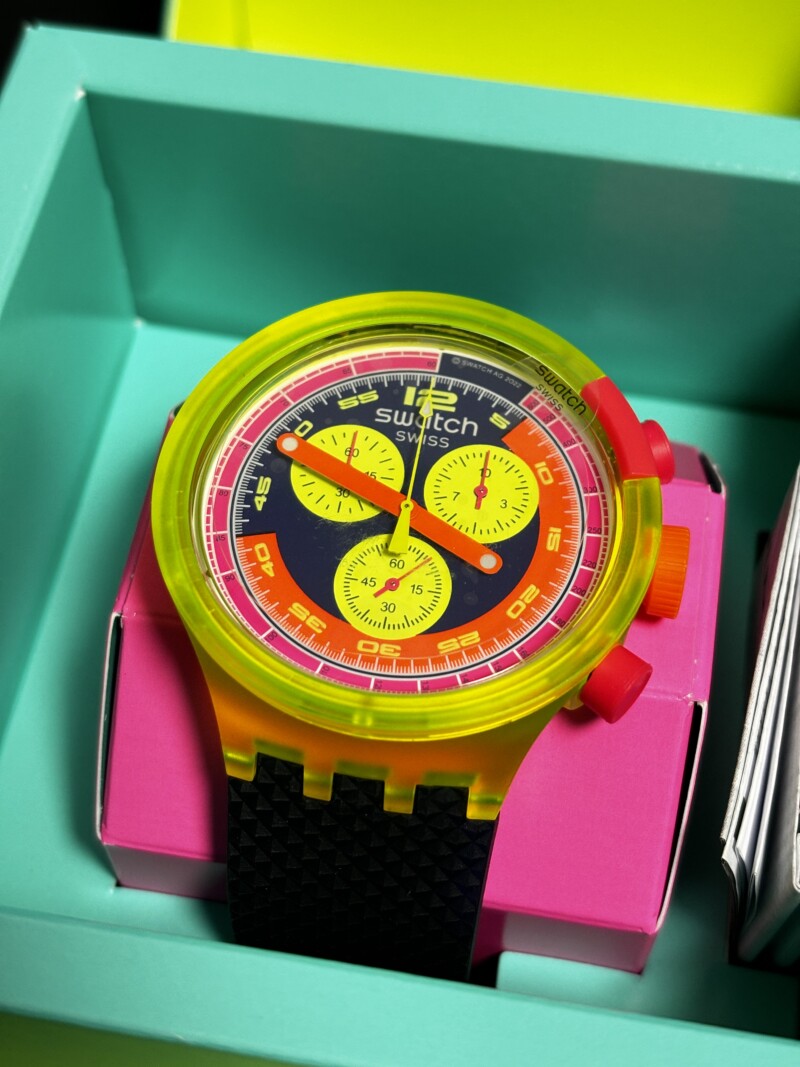 SWATCH/NEON TO THE MAXが入荷しました!
