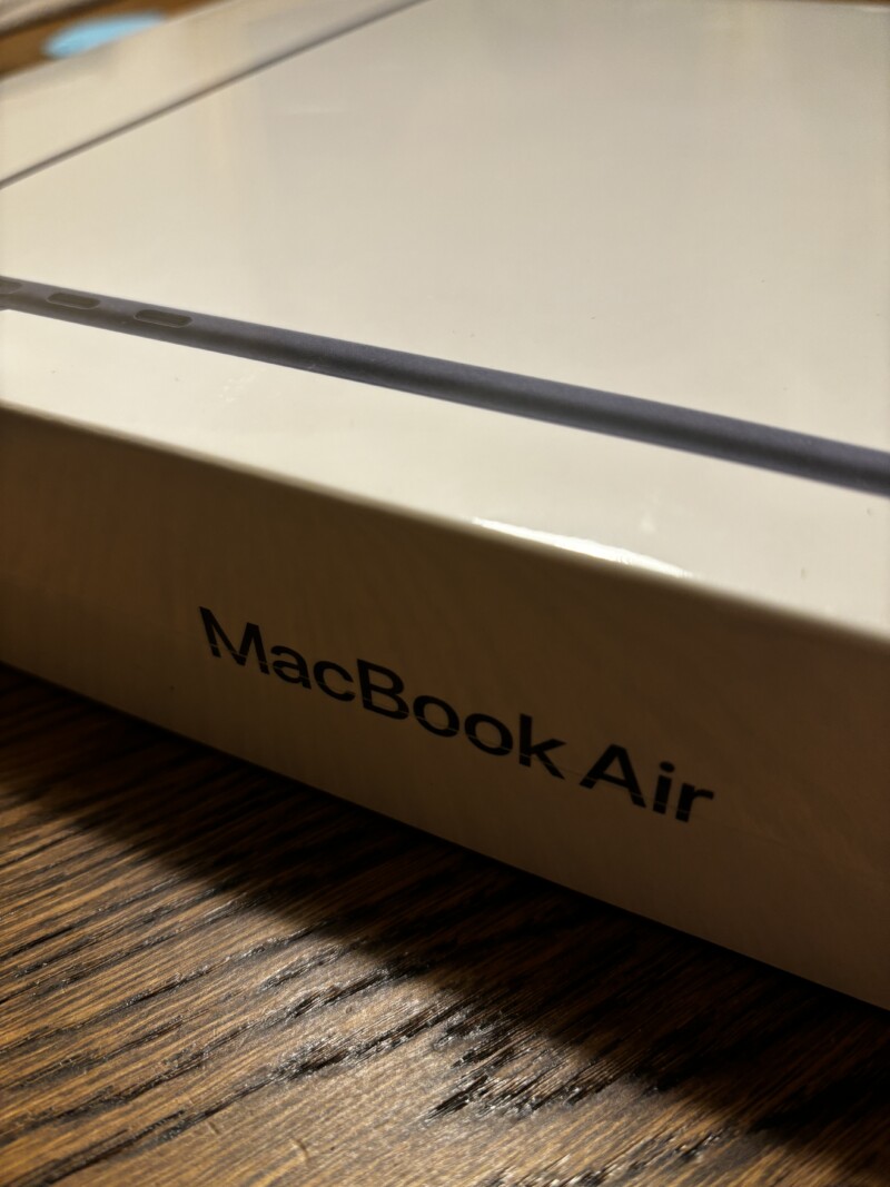 MacBook Air M2モデル　買取入荷しました！