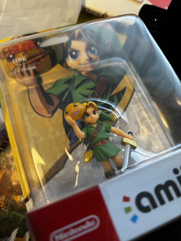 任天堂　ゼルダの伝説『ムジュラの仮面』リンクのamiibo　買取入荷しました！